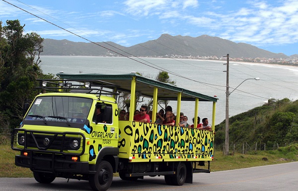 Bombinhas, Santa Catarina - Safari de Praias - Overland Tours