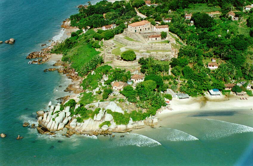 4 atrações históricas para conhecer no litoral catarinense