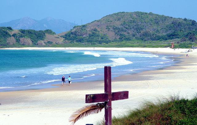Praia de Quatro Ilhas: a segunda melhor praia do sul do Brasil