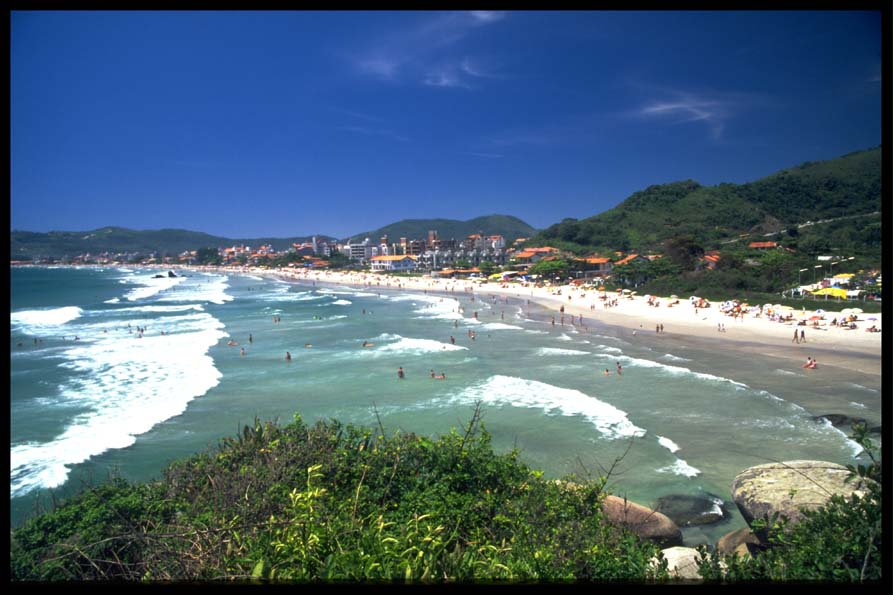 Praia de Bombas - Desde o Canto da Praia - Bombinhas - Imagem de Aureo Berger