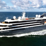 Navio de Cruzeiro World Navigation