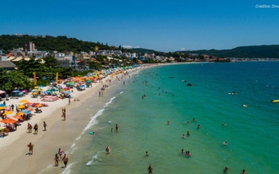 O que não pode em Bombinhas? Regras das praias que todo turista precisa saber